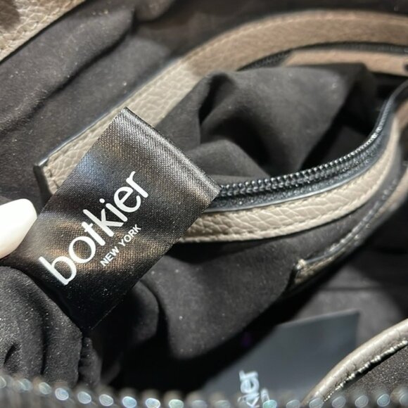 BOTKIER Cobble Hill Slouch Calfskin Leather Hobo - Picture 7 of 9